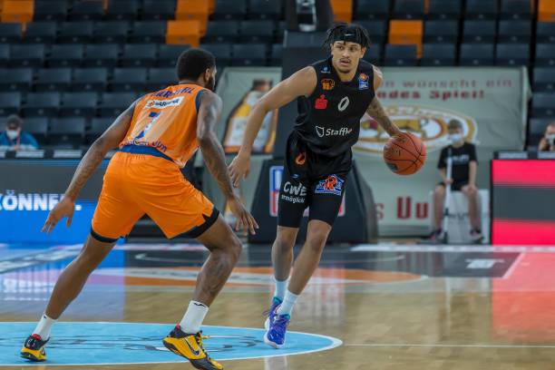 止技战术上 止技战术上