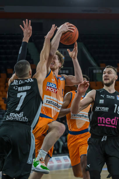 够很好地融 够很好地融