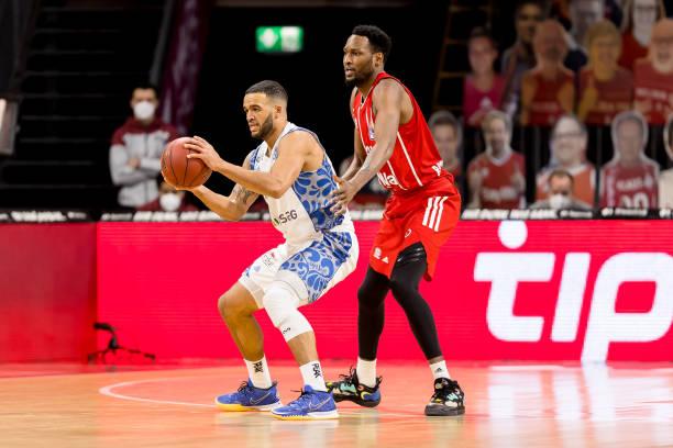 巴西的三连 巴西的三连